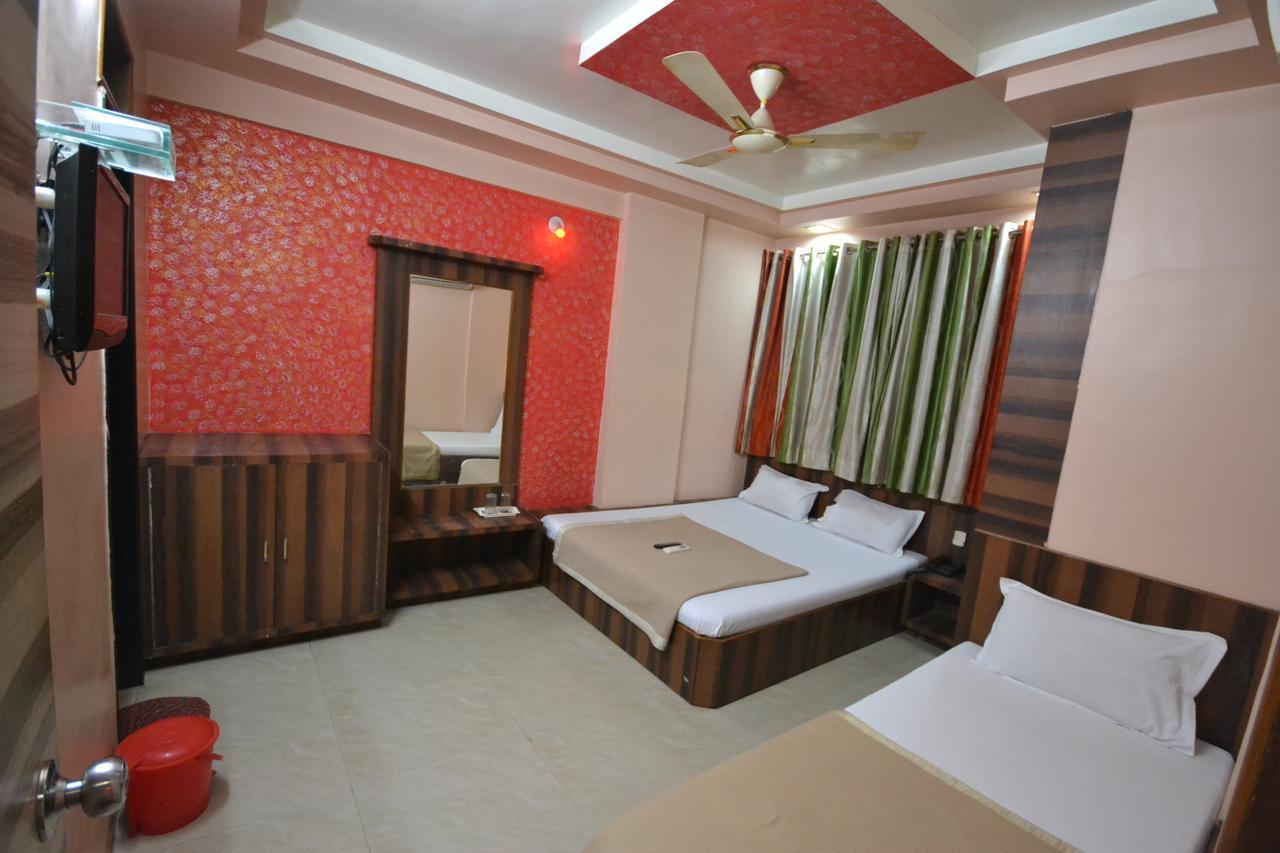 Hotel Sai Hari Prasad שירדי מראה חיצוני תמונה