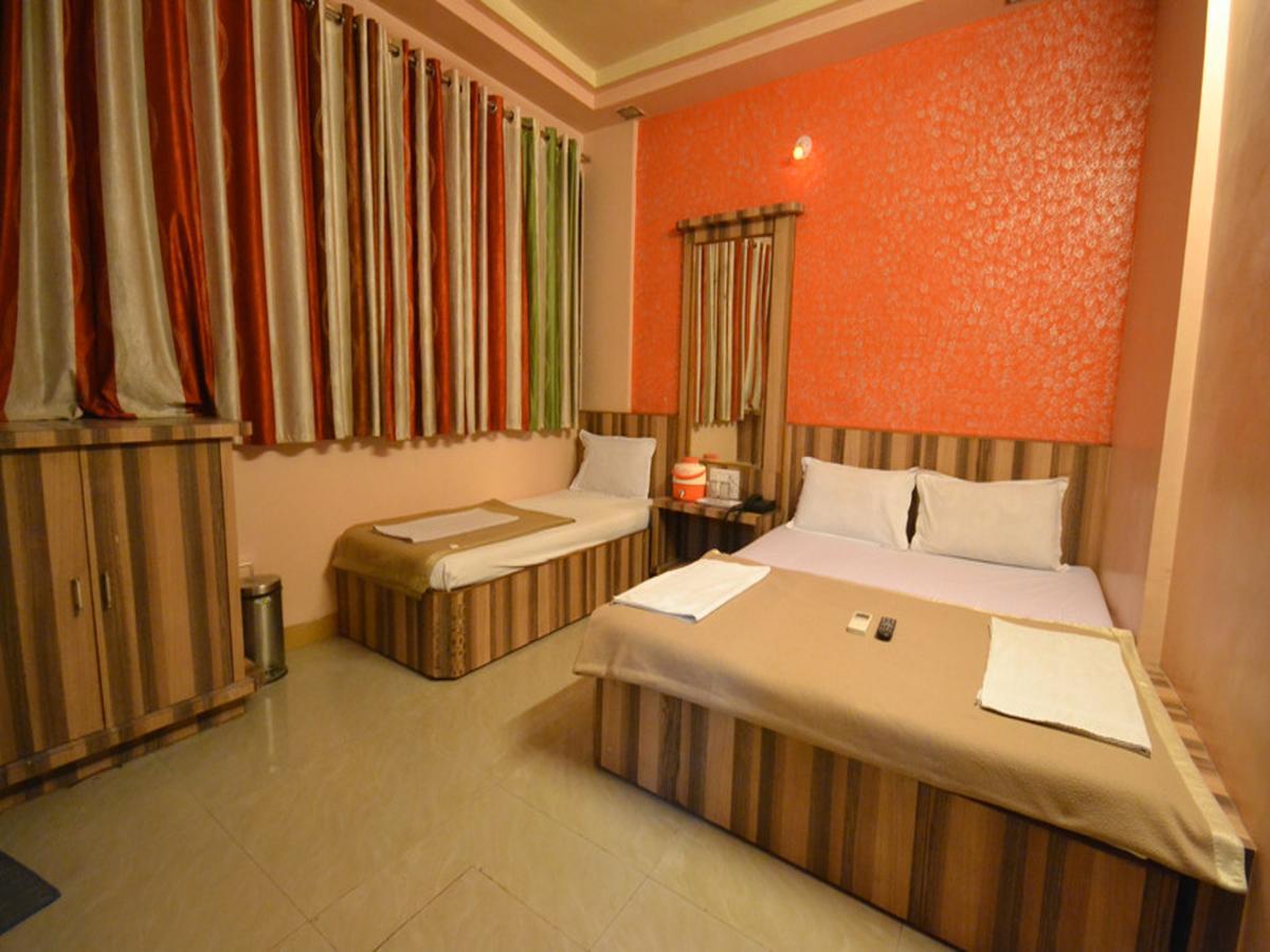 Hotel Sai Hari Prasad שירדי מראה חיצוני תמונה